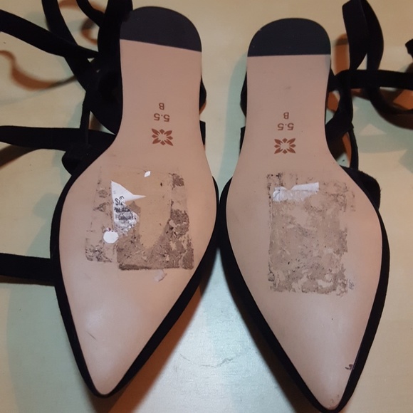 BCBGeneration 🌷 noel pointed toe gladiator - Picture 6 of 6